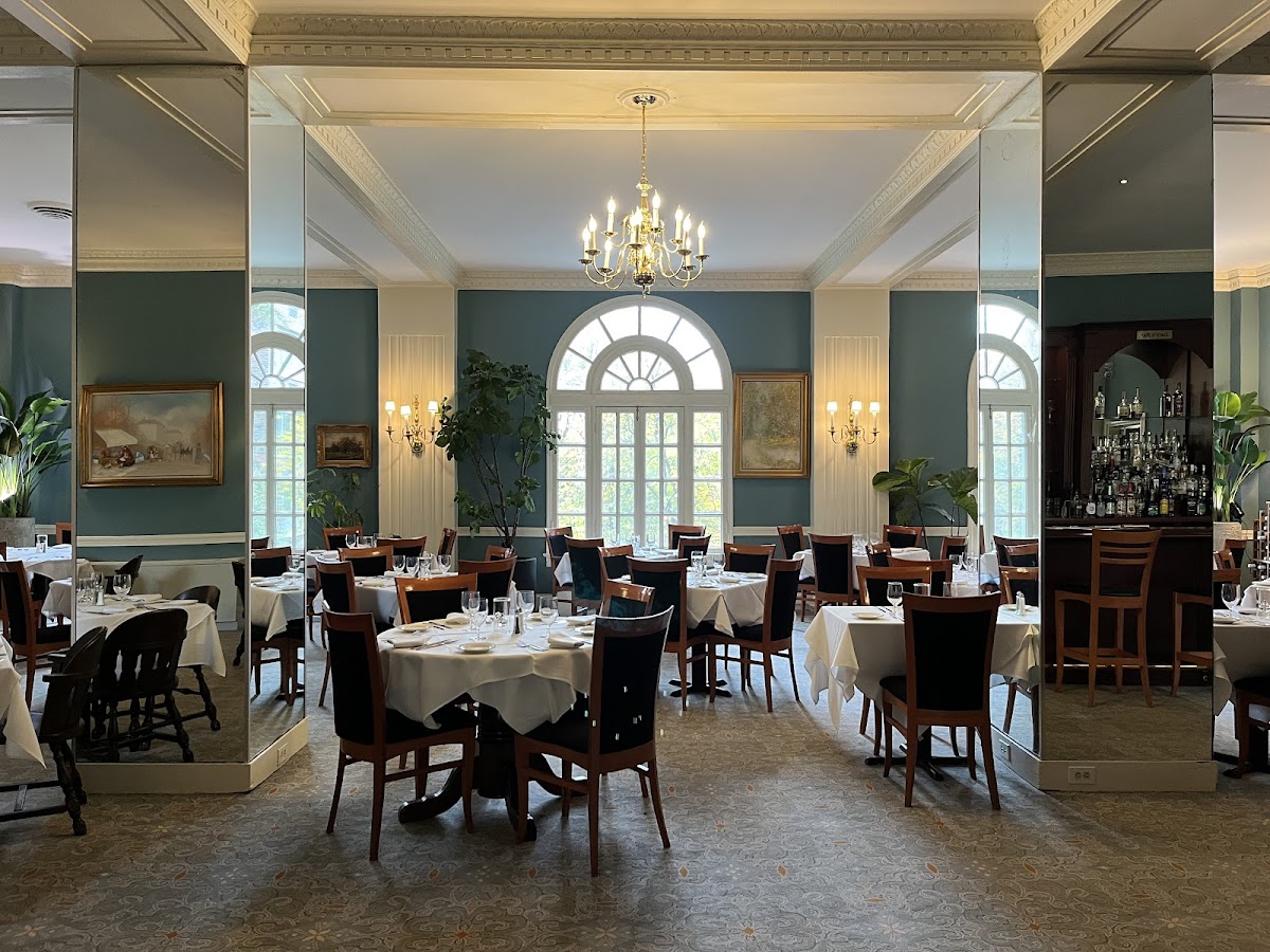 Decarlo's Restaurant